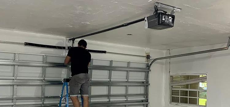 Garage Door Opener Repair Near Me in Lakewood, CA